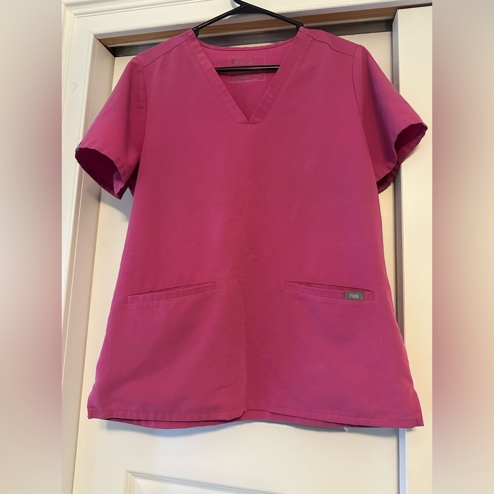 Figs Casma 3 Pocket Scrub Top Sz M Electric Orchid Pink Medical Nurse Workwear